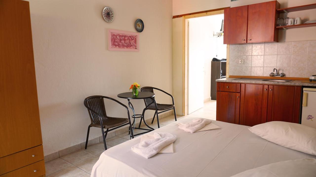 Villa Stelios サルティ エクステリア 写真
